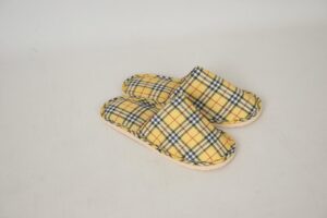 足の臭いを解消する上履きの効果的な対策は？